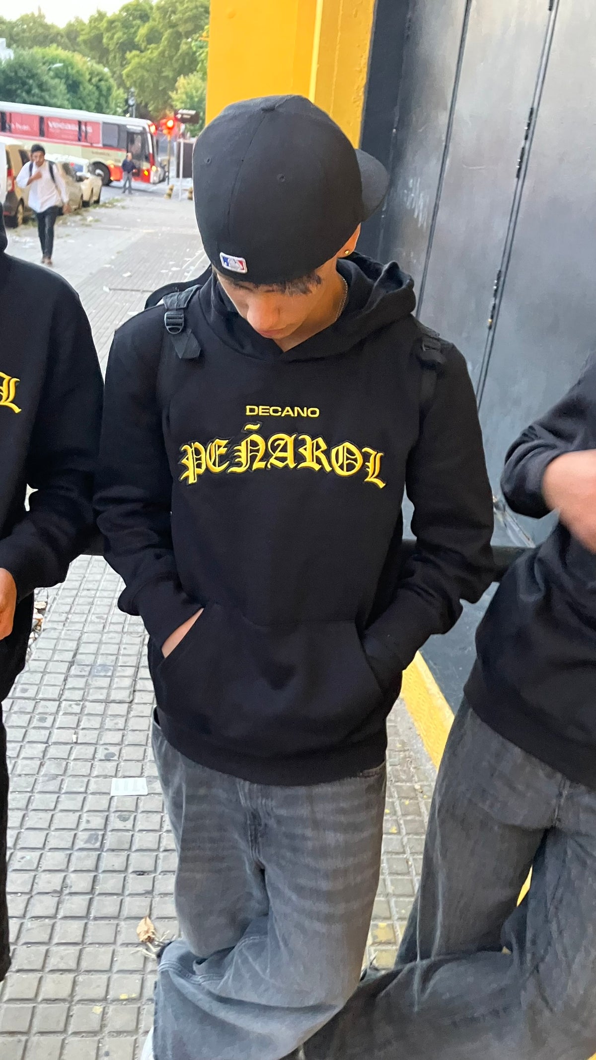 BUZO 
